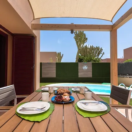 Home2book Charming Private Pool Aloha Villa *